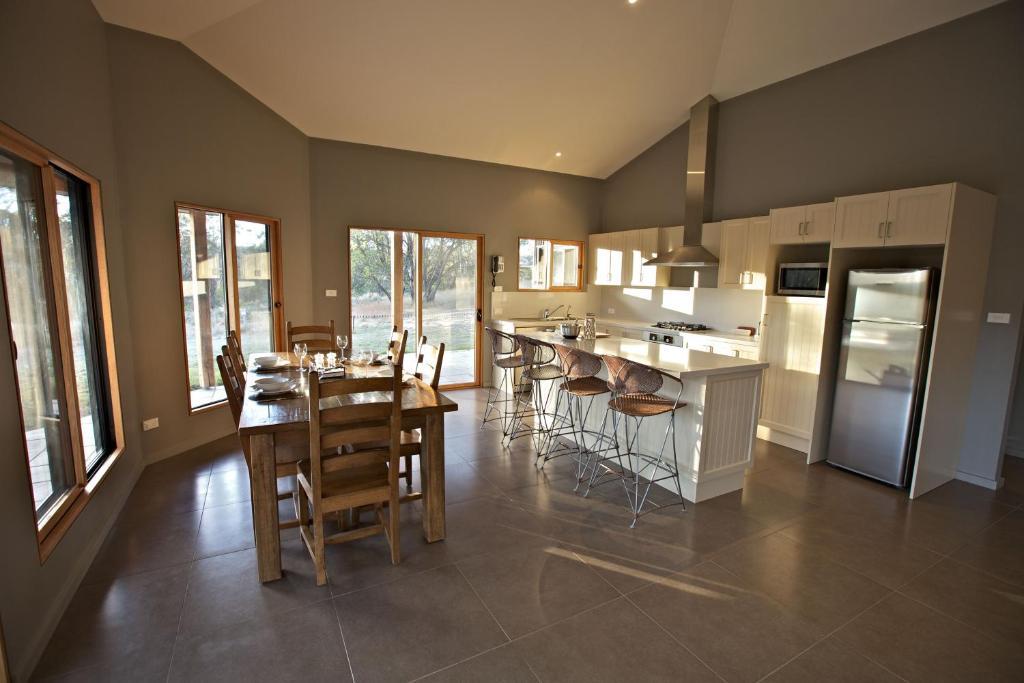 Snowy Wilderness Villa Ingebyra Room photo